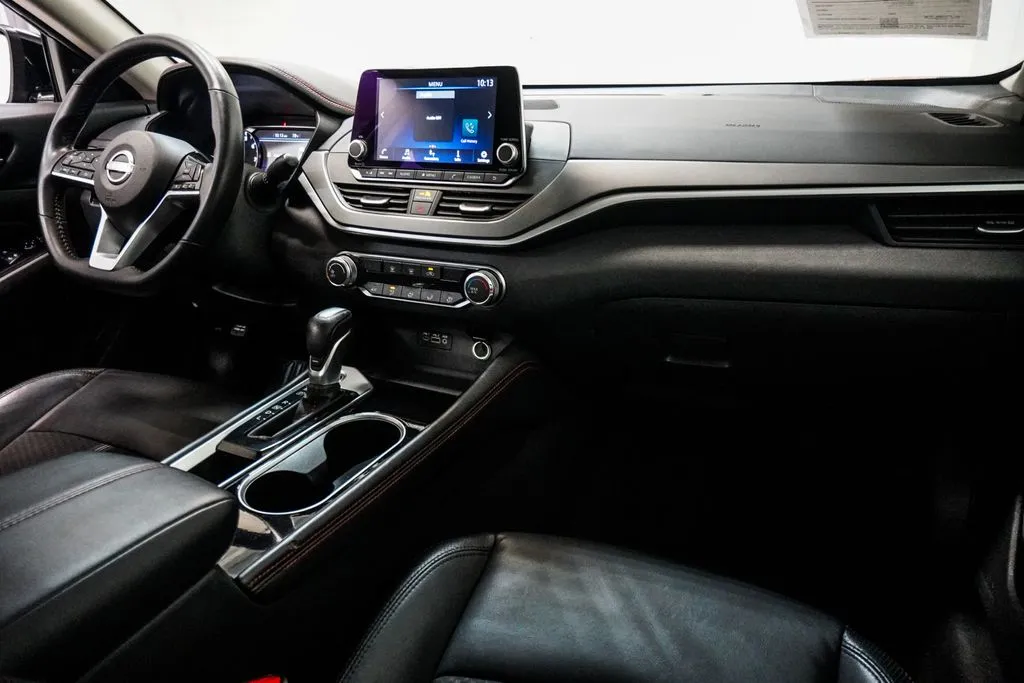 2025 Nissan Altima 2.5 SR, photo 7