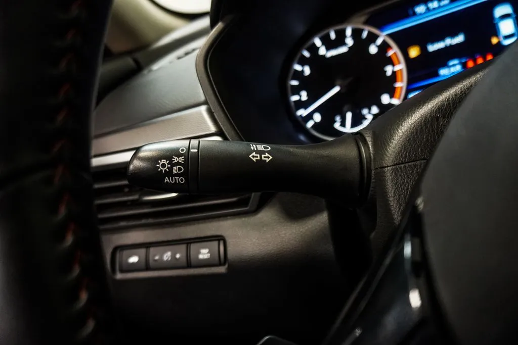 2025 Nissan Altima 2.5 SR, photo 16