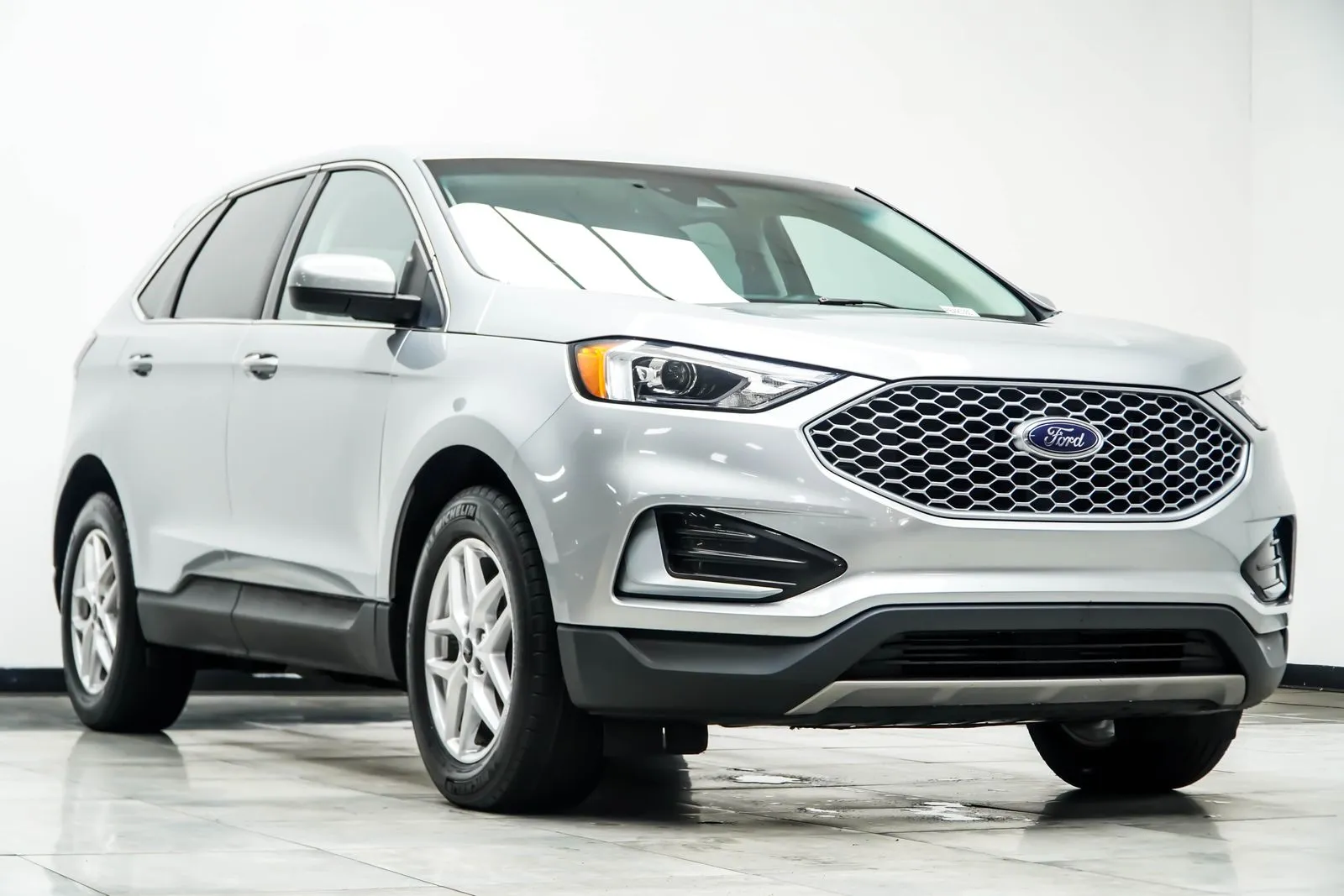 2023 Ford Edge SEL, photo 3