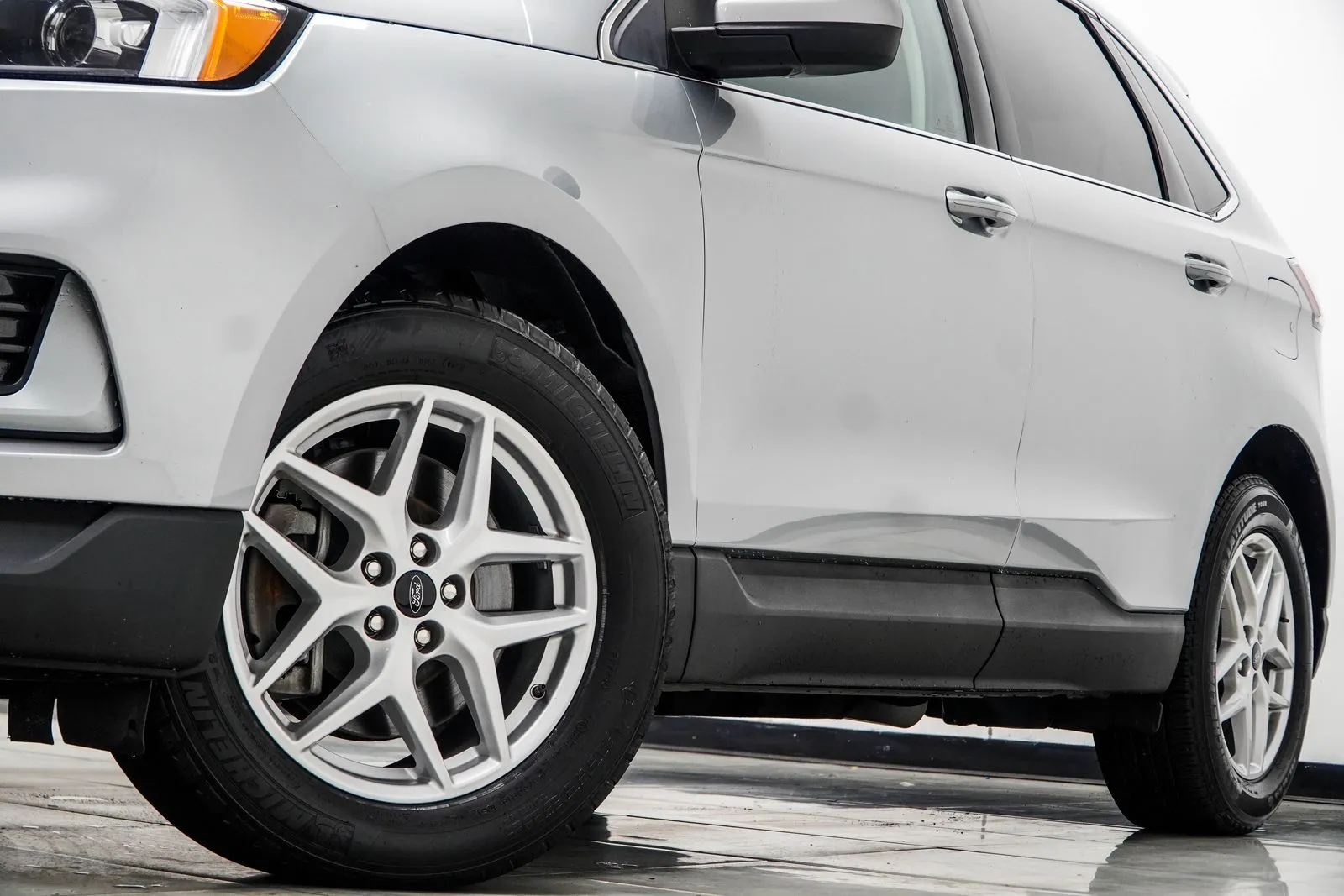 2023 Ford Edge SEL, photo 2