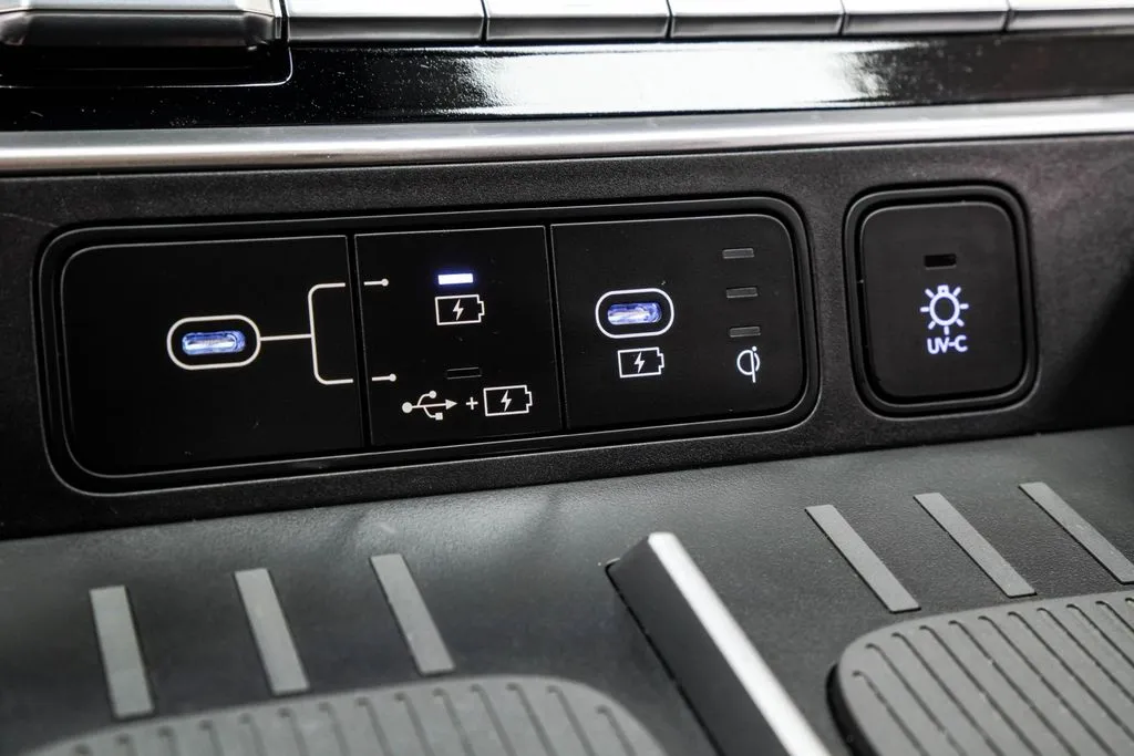 2025 Hyundai Santa Fe Limited, photo 24