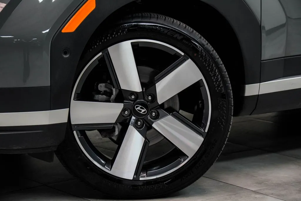 2025 Hyundai Santa Fe Limited, photo 3
