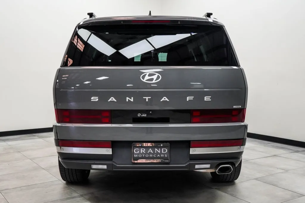 2025 Hyundai Santa Fe Limited, photo 8