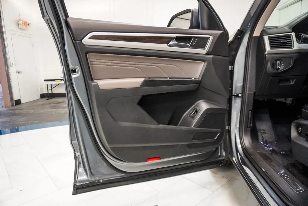 2021 Volkswagen Atlas 3.6L V6 SE w/Technology, photo 12