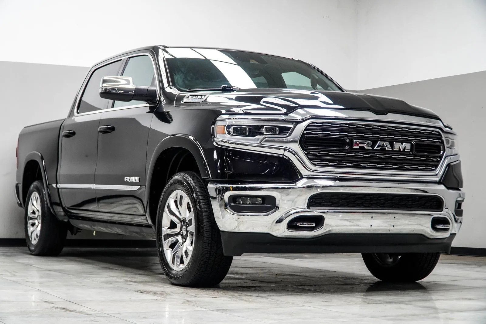2023 Ram 1500 Limited, photo 3