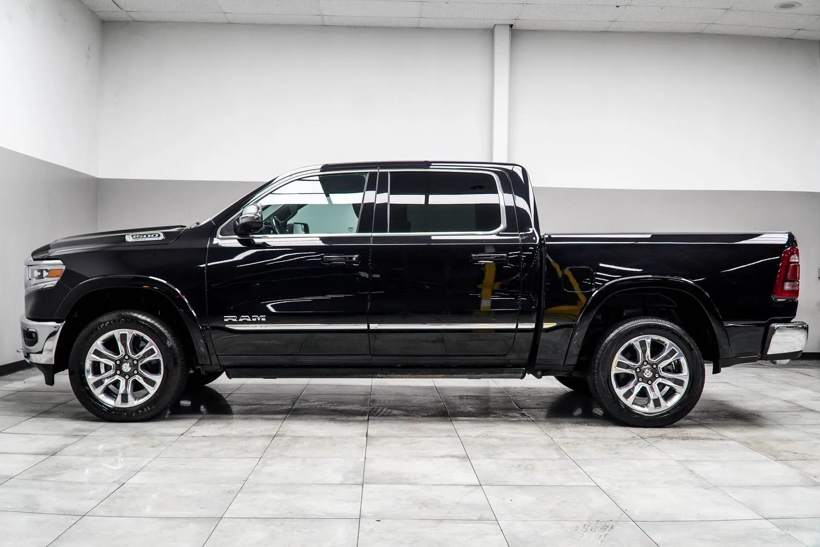 2023 Ram 1500 Limited, photo 7