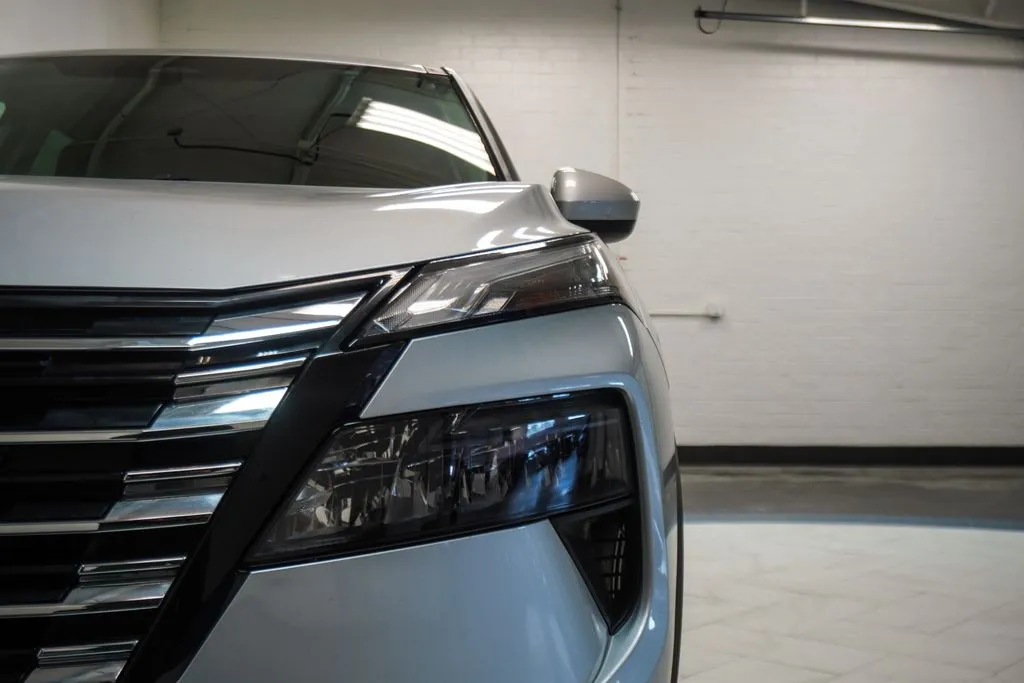 2025 Nissan Rogue SV, photo 30