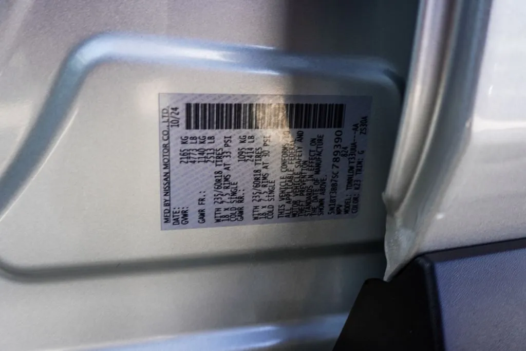 2025 Nissan Rogue SV, photo 33