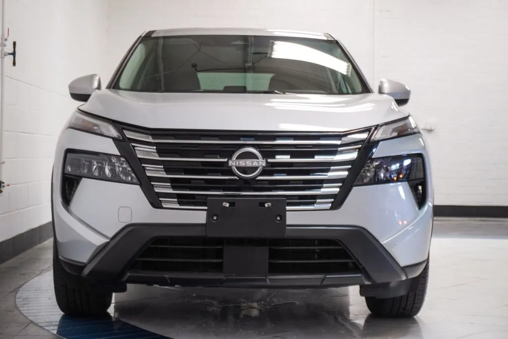 2025 Nissan Rogue SV, photo 27