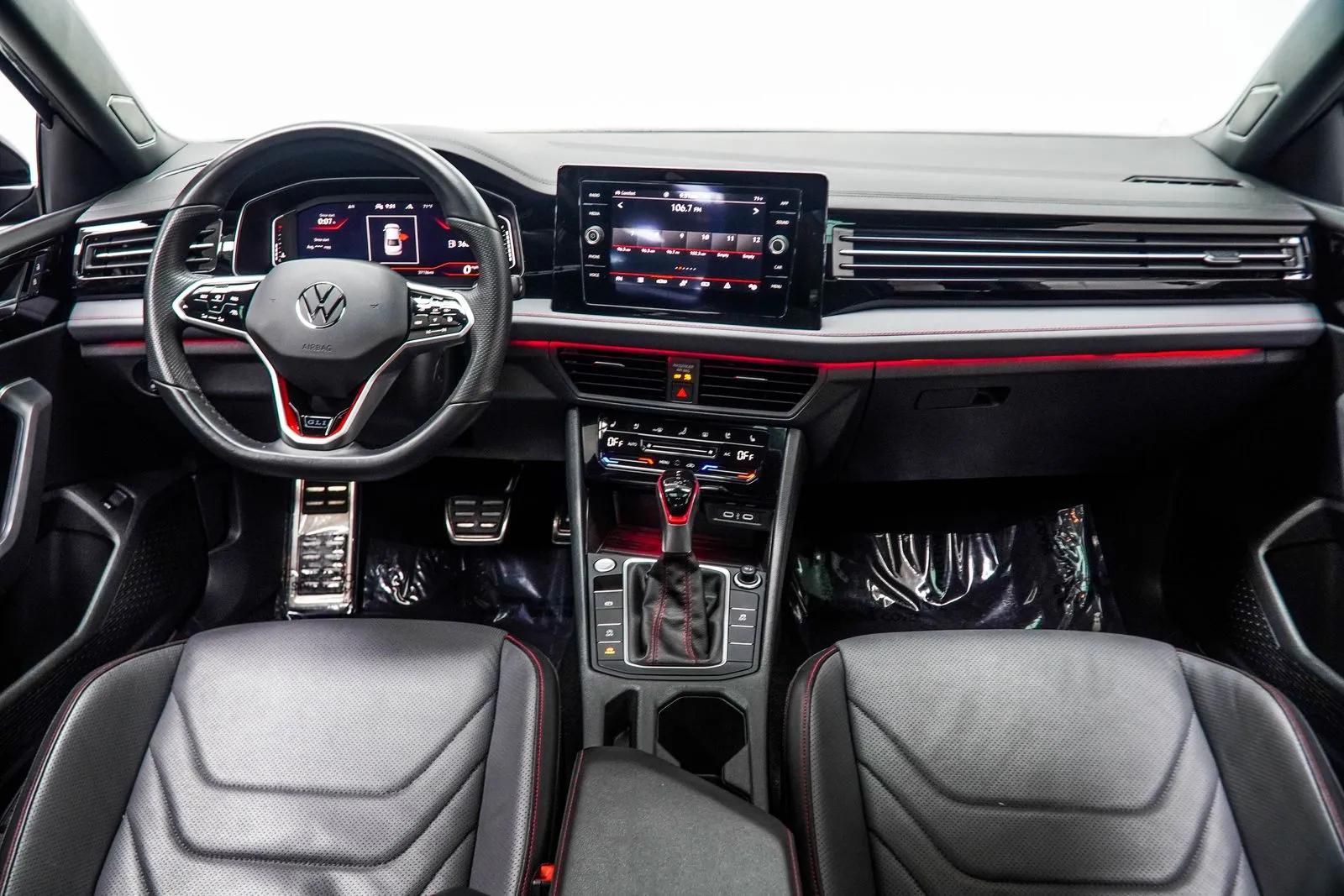 2025 Volkswagen Jetta GLI 2.0T Autobahn, photo 4
