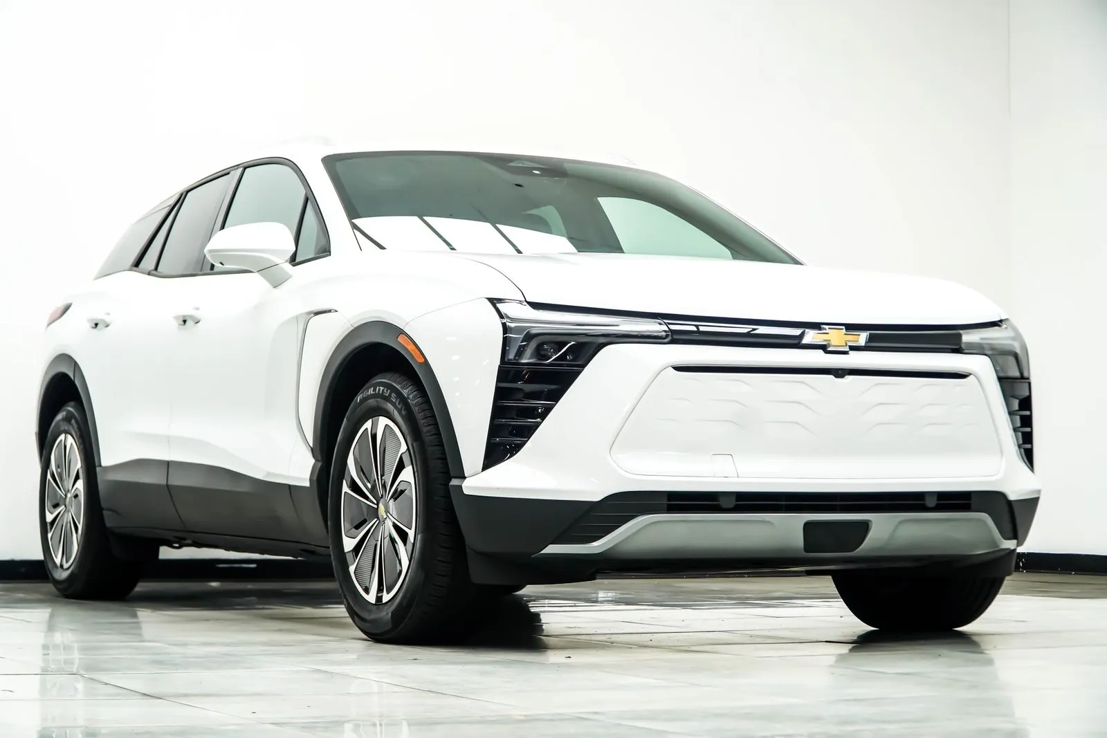 2024 Chevrolet Blazer EV LT, photo 3