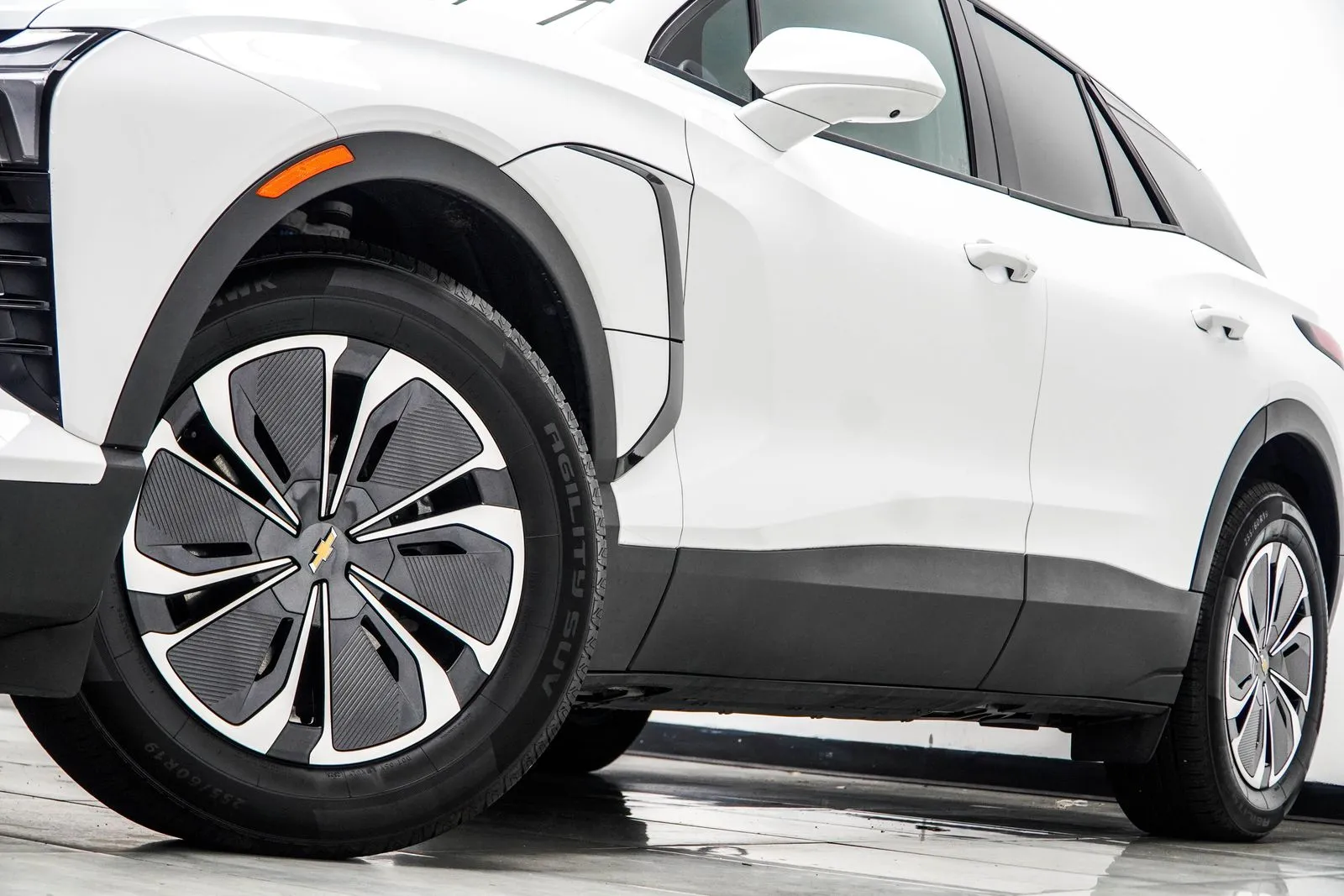 2024 Chevrolet Blazer EV LT, photo 2