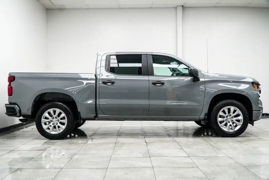 2025 Chevrolet Silverado 1500 Custom, photo 5