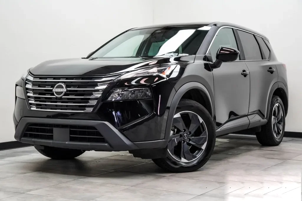 2025 Nissan Rogue SV, photo 1