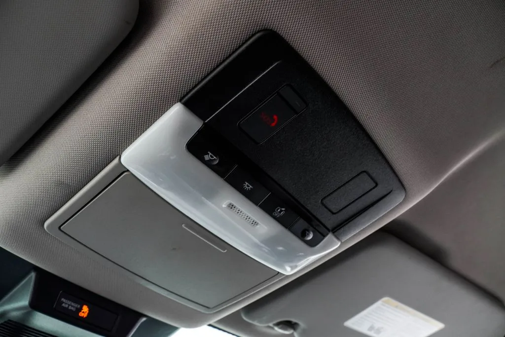 2025 Nissan Rogue SV, photo 34