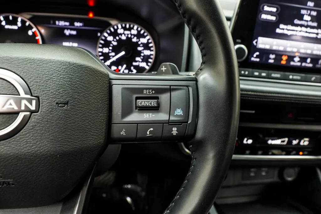 2025 Nissan Rogue SV, photo 30