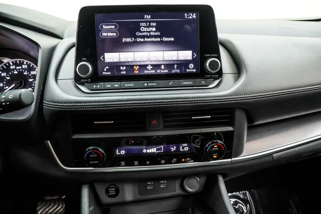 2025 Nissan Rogue SV, photo 25