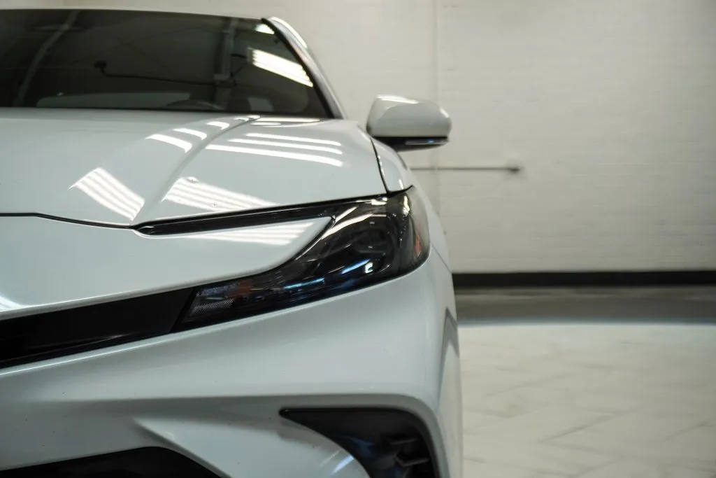2025 Toyota Camry SE, photo 35