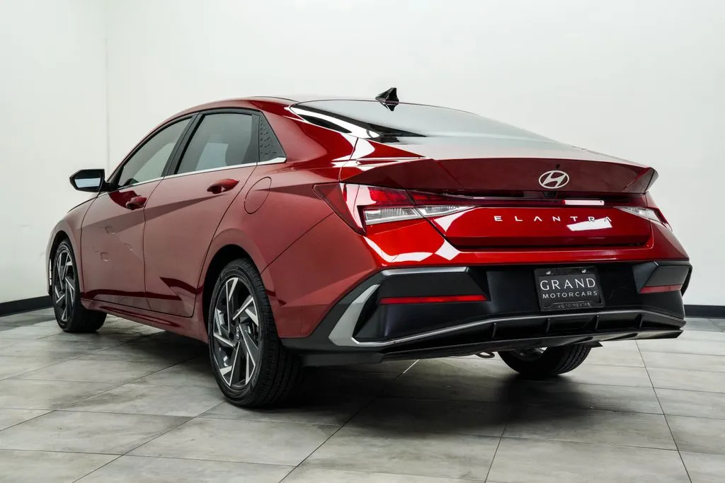 2024 Hyundai Elantra SEL, photo 11