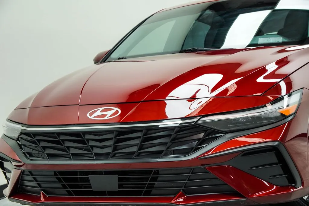 2024 Hyundai Elantra SEL, photo 2