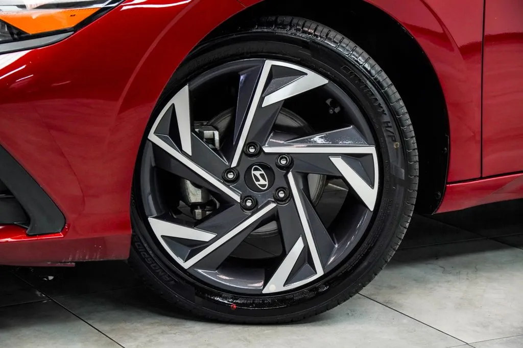 2024 Hyundai Elantra SEL, photo 4