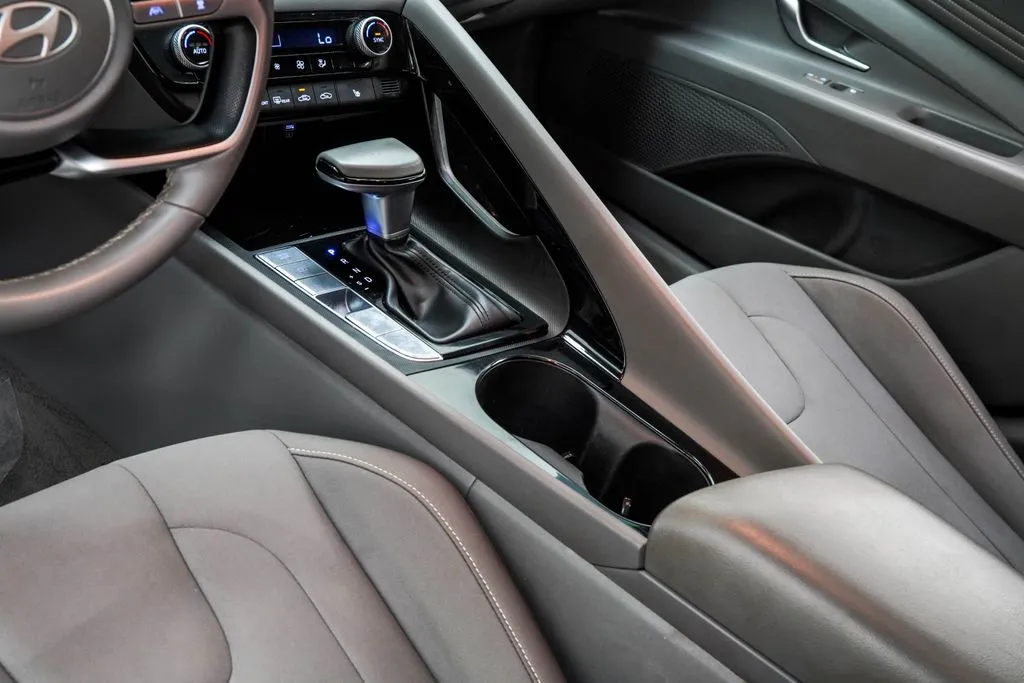 2024 Hyundai Elantra SEL, photo 20