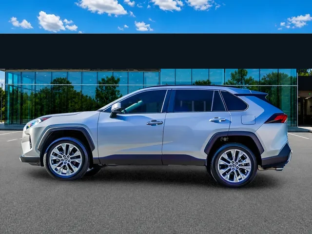 2019 Toyota RAV4 Limited, photo 2