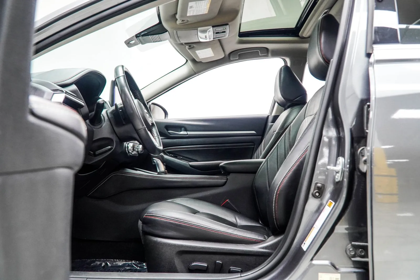 2023 Nissan Altima 2.5 SR, photo 32