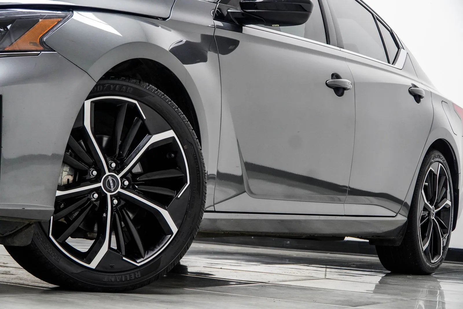 2023 Nissan Altima 2.5 SR, photo 2