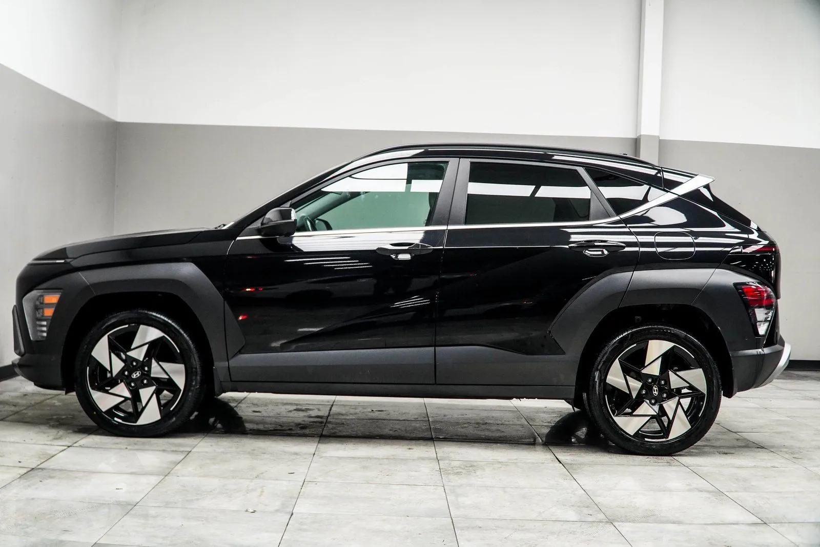 2024 Hyundai Kona Limited, photo 9