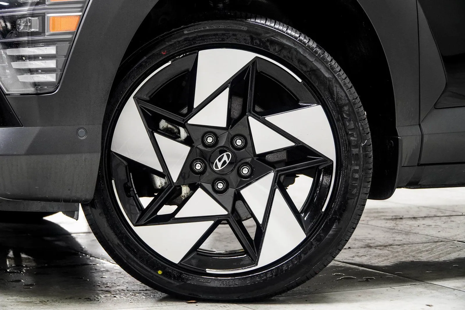2024 Hyundai Kona Limited, photo 5