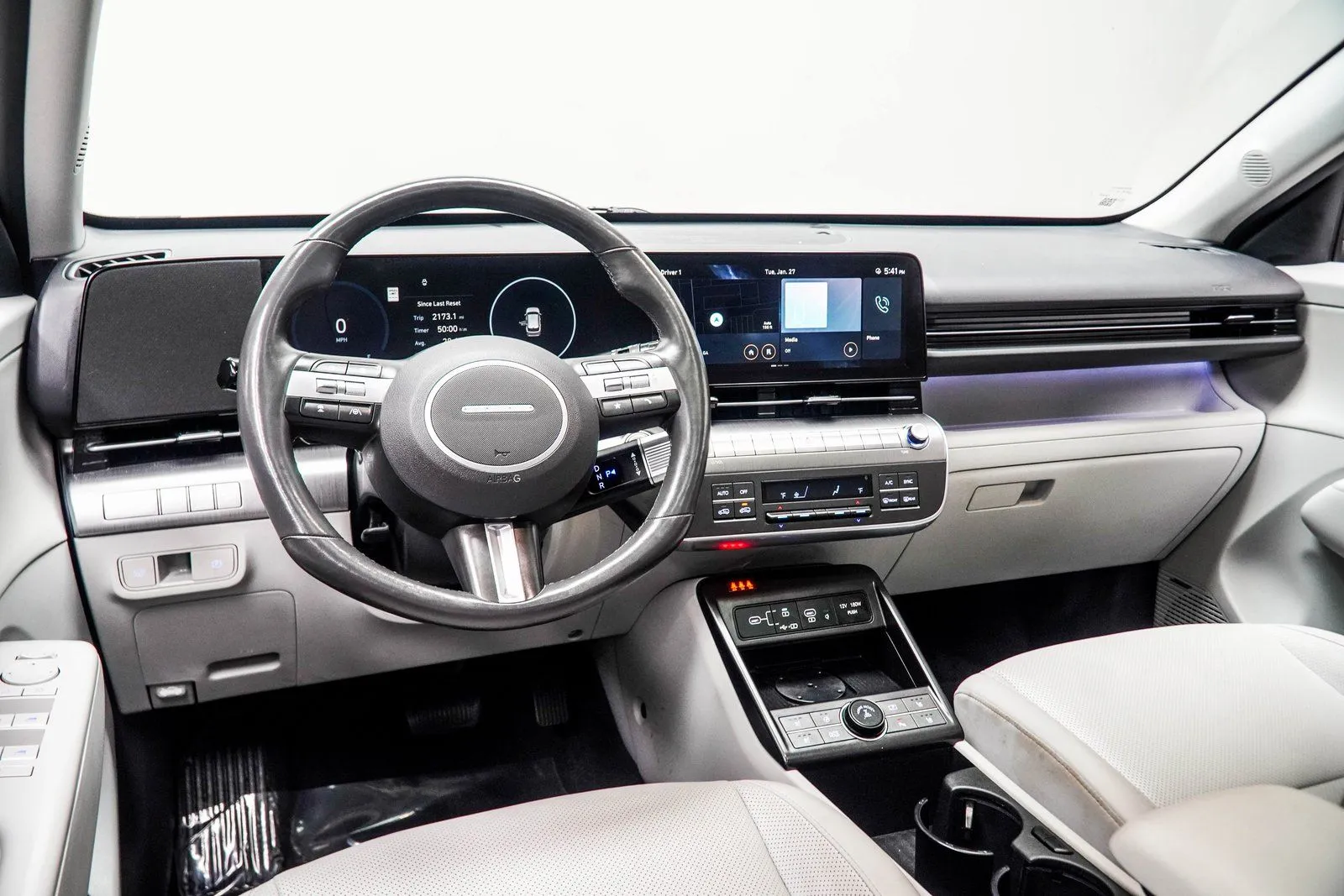 2024 Hyundai Kona Limited, photo 4