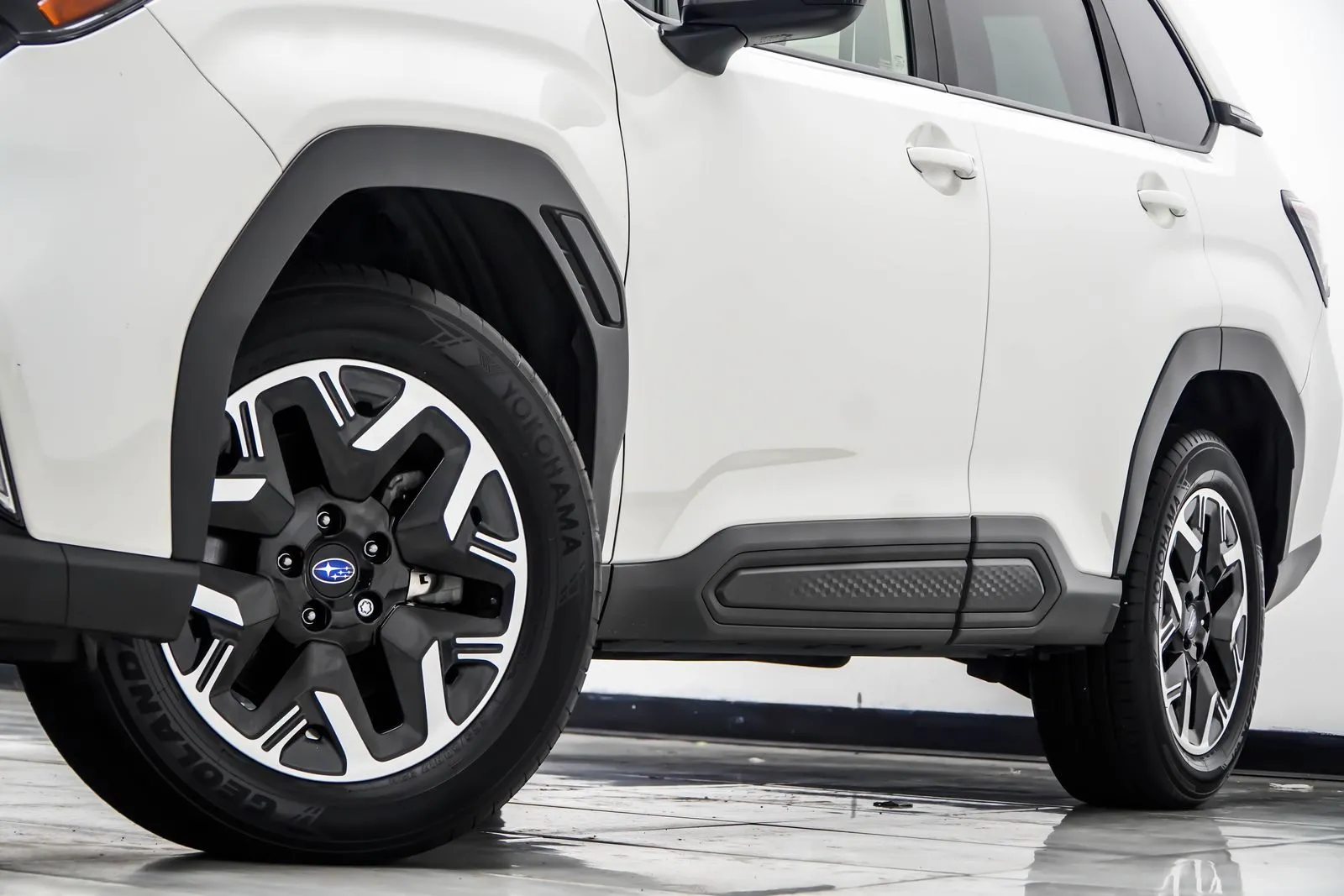 2025 Subaru Forester Premium, photo 2