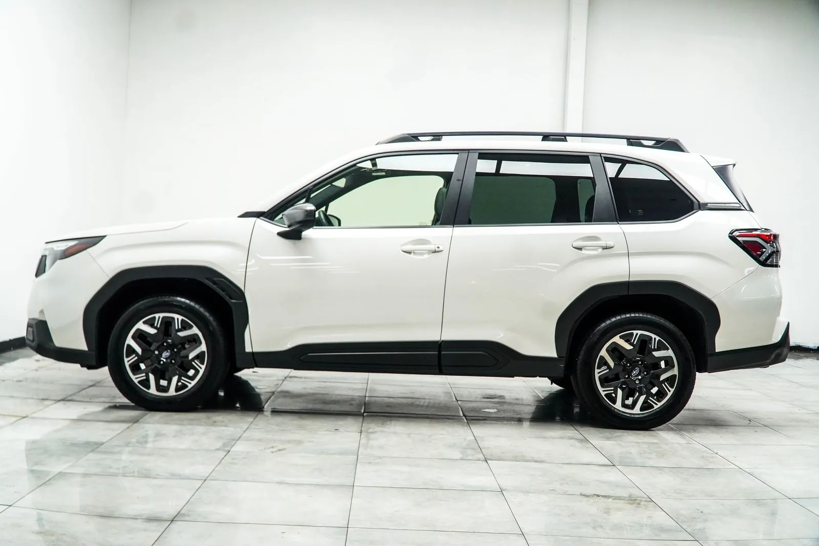 2025 Subaru Forester Premium, photo 9