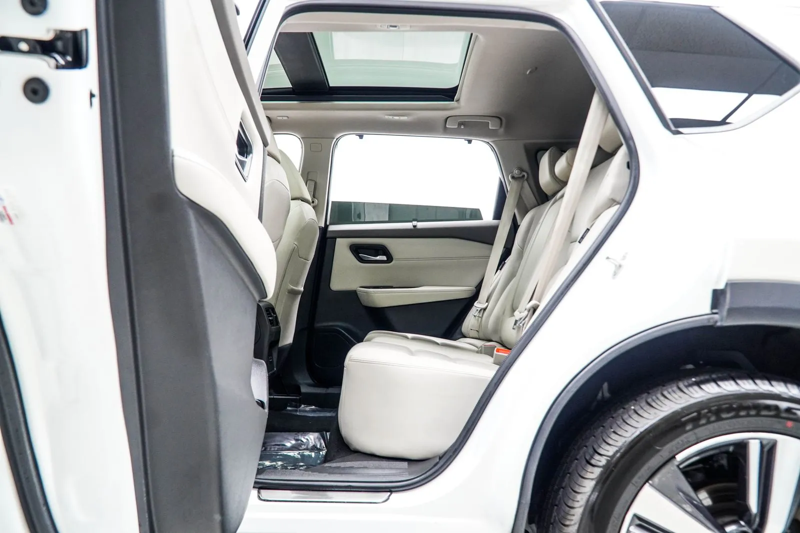 2023 Nissan Rogue SL, photo 33