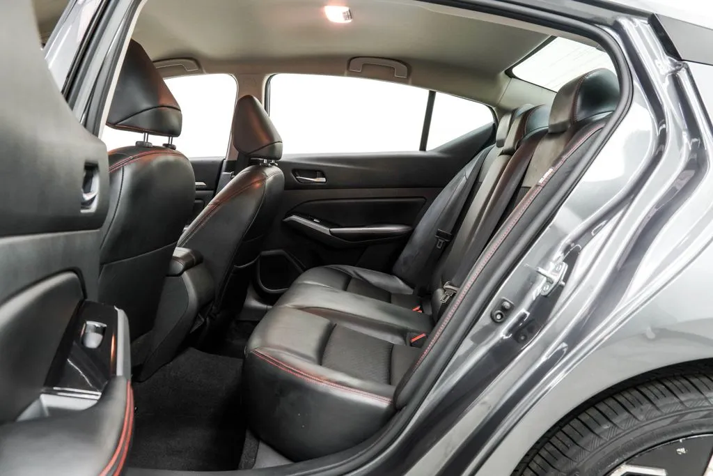 2024 Nissan Altima 2.5 SR, photo 17