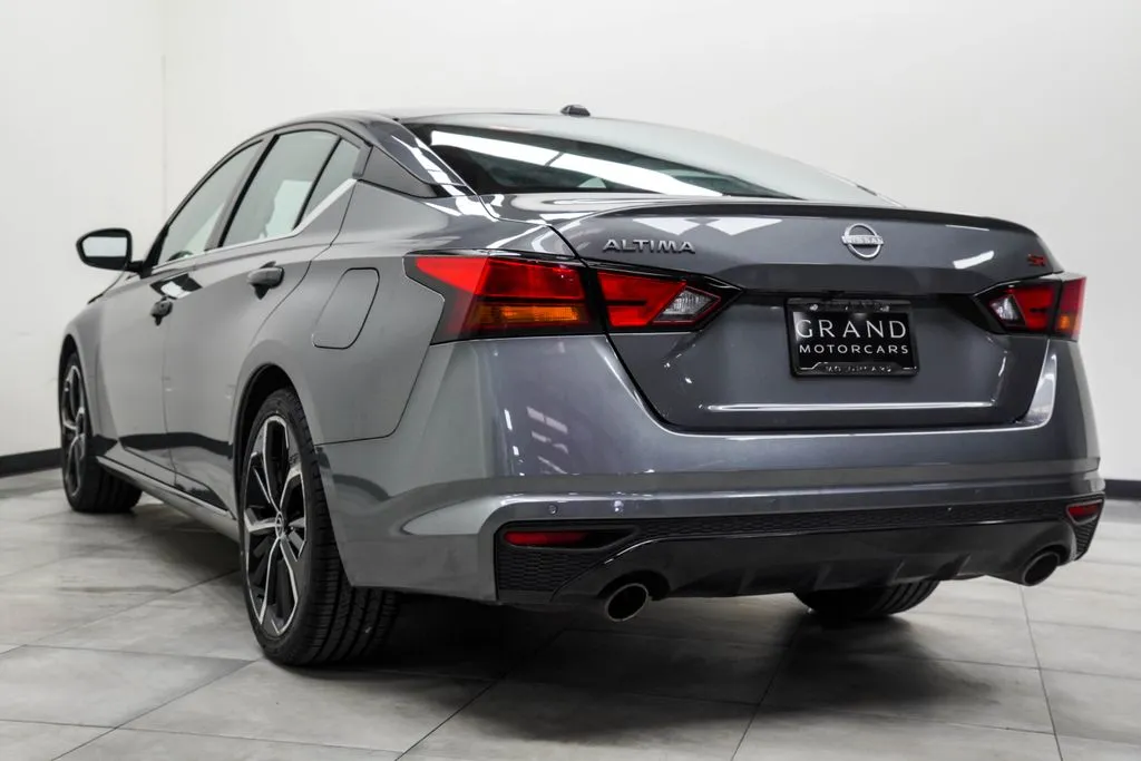 2024 Nissan Altima 2.5 SR, photo 11