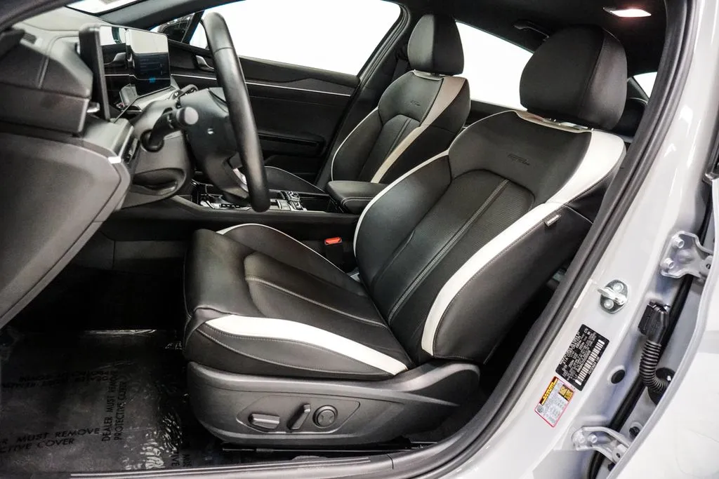 2025 Kia K5 GT-Line, photo 4