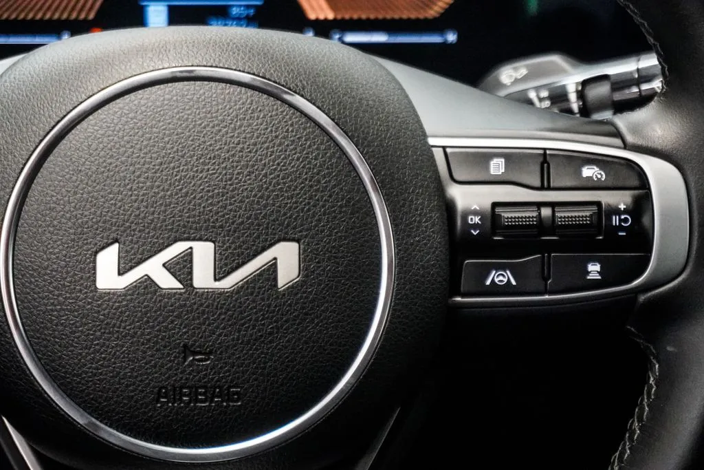 2025 Kia K5 GT-Line, photo 12