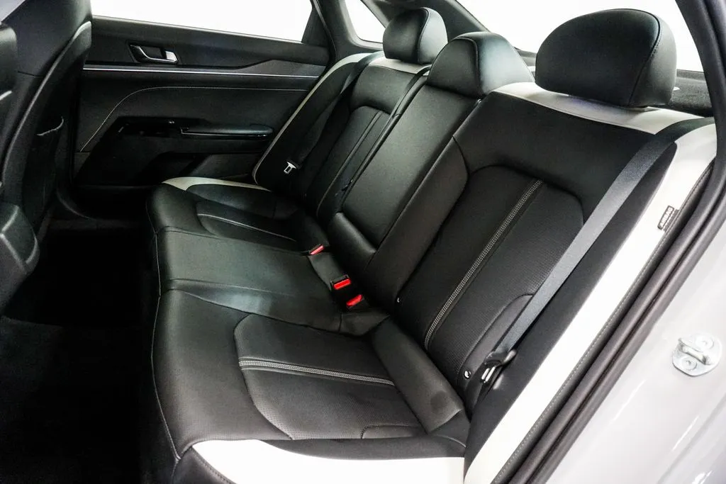 2025 Kia K5 GT-Line, photo 6