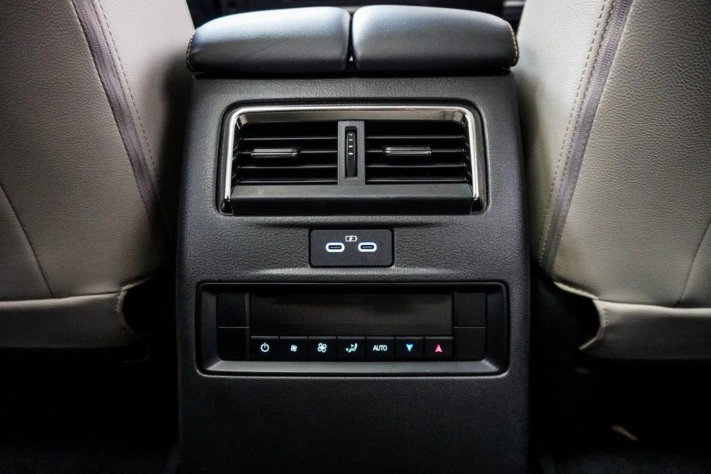 2025 Mazda CX-90 PHEV Premium, photo 10