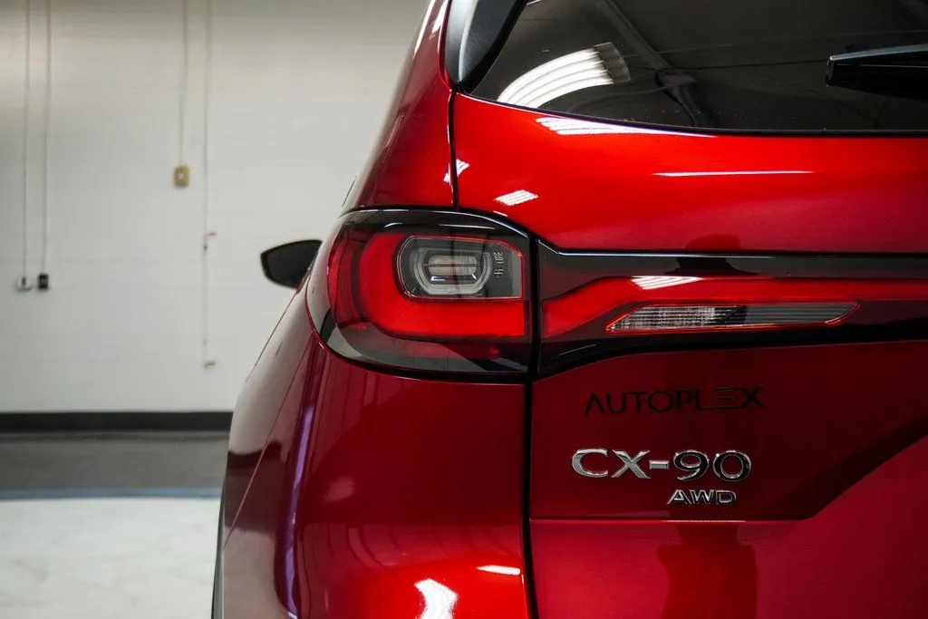2025 Mazda CX-90 PHEV Premium, photo 39