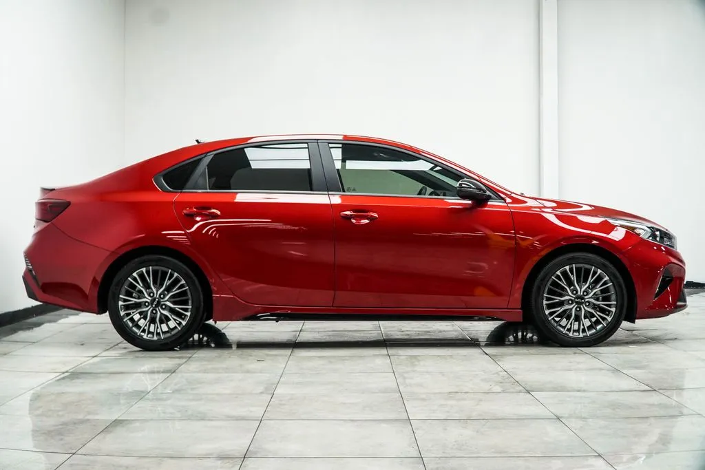 2024 Kia Forte GT-Line, photo 5