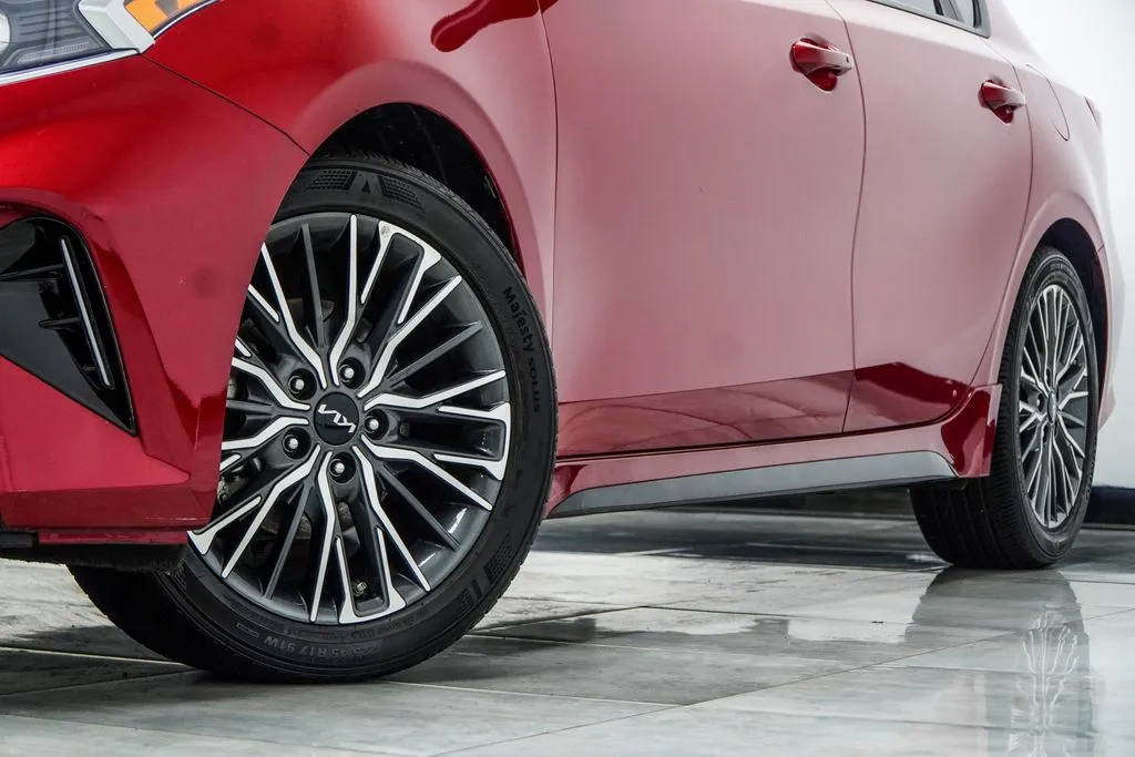 2024 Kia Forte GT-Line, photo 2