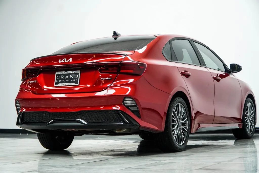2024 Kia Forte GT-Line, photo 11
