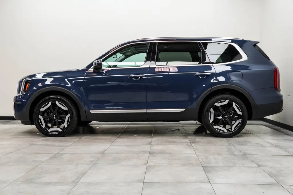 2024 Kia Telluride S, photo 8