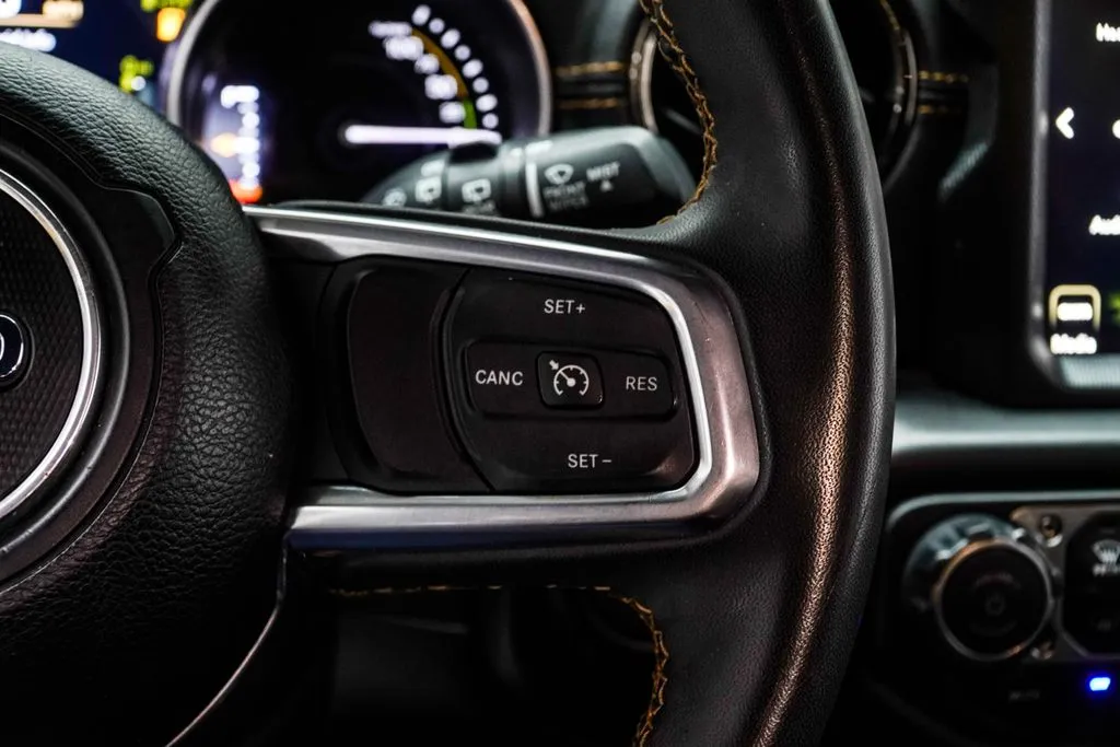 2023 Jeep Wrangler Sahara 4xe, photo 31