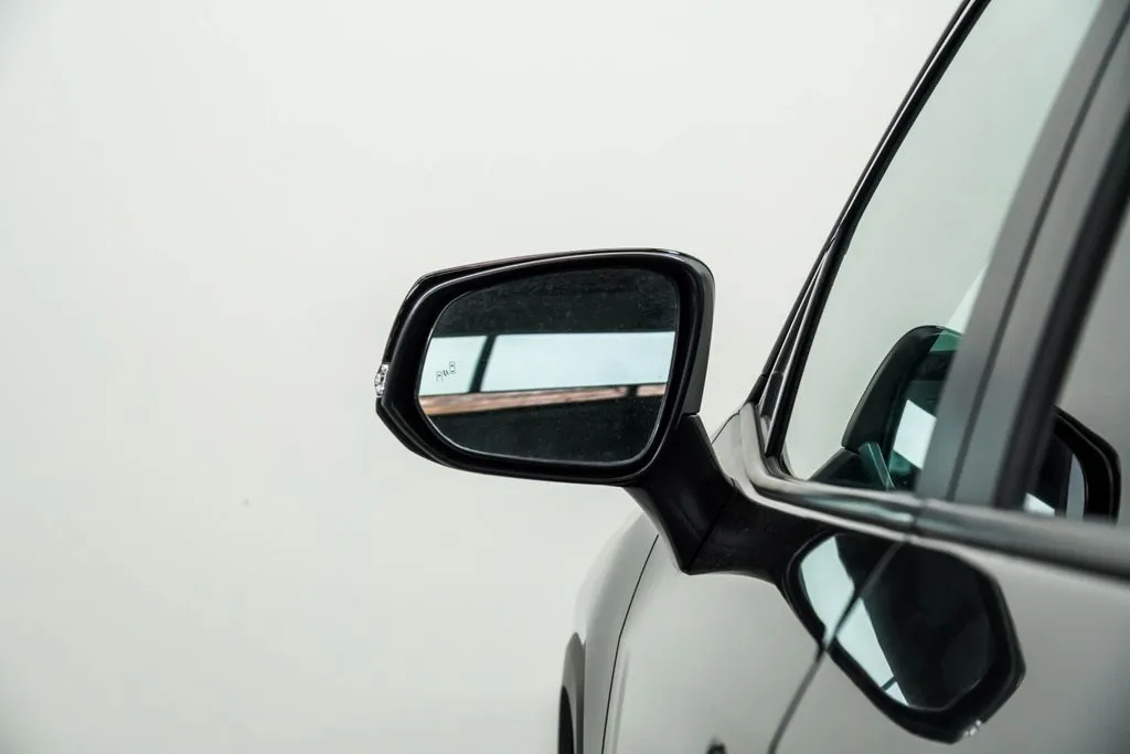 2025 Toyota RAV4 Hybrid XLE, photo 14