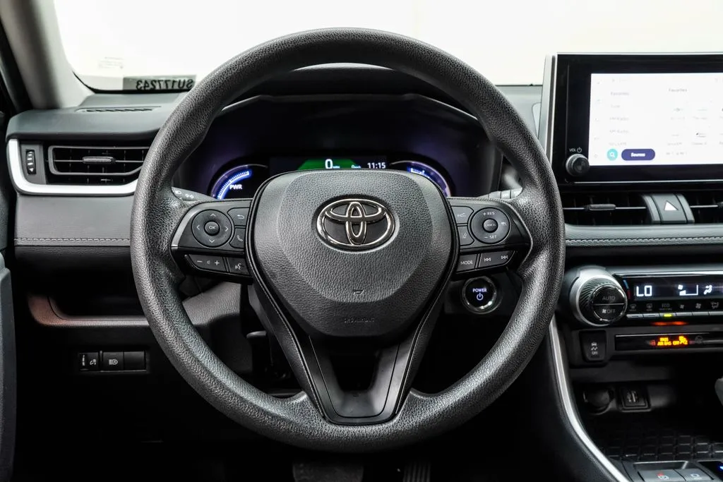 2025 Toyota RAV4 Hybrid XLE, photo 22
