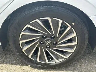 2025 Hyundai Sonata Hybrid SEL, photo 18